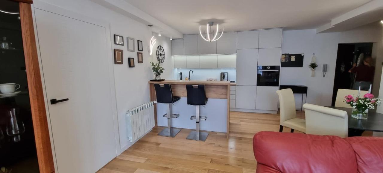 Apartament W Centrum Premium Ustrzyki Dolne Dış mekan fotoğraf
